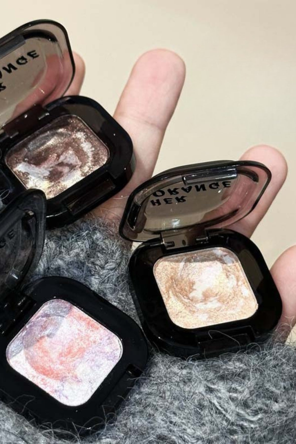 Parlak Göz Farı Paleti, Işıltılı ve Aydınlatıcı Etki