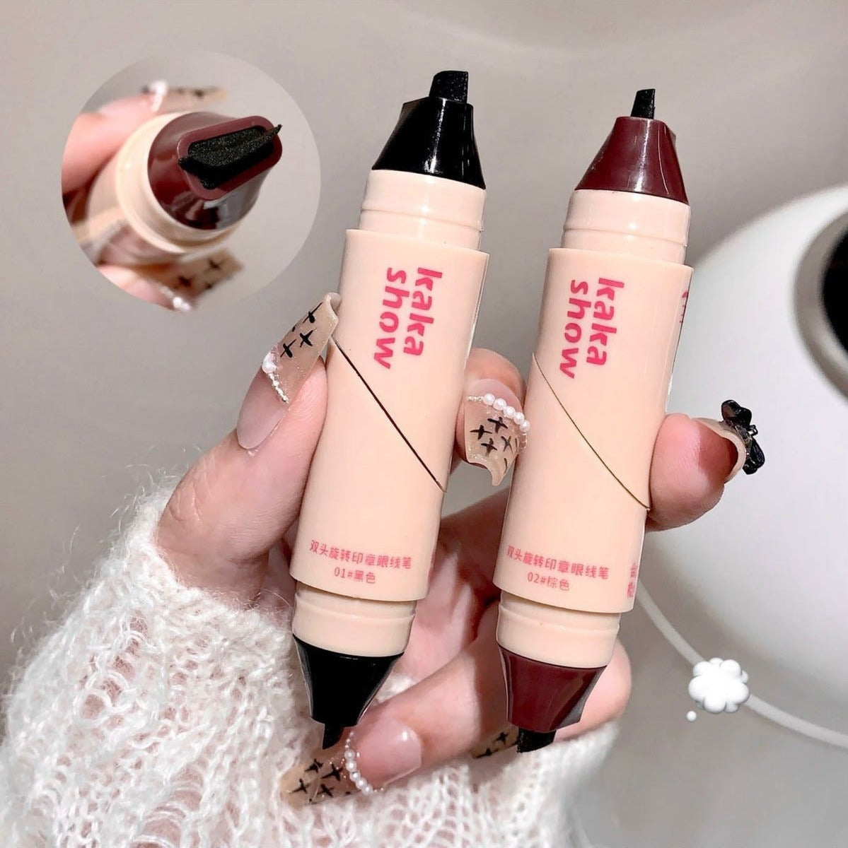 Çift Başlıklı Suya Tere Dayanıklı Eyeliner